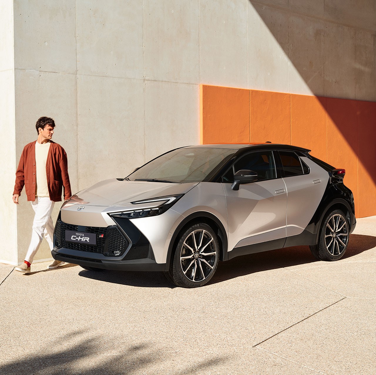 NOWA TOYOTA C-HR